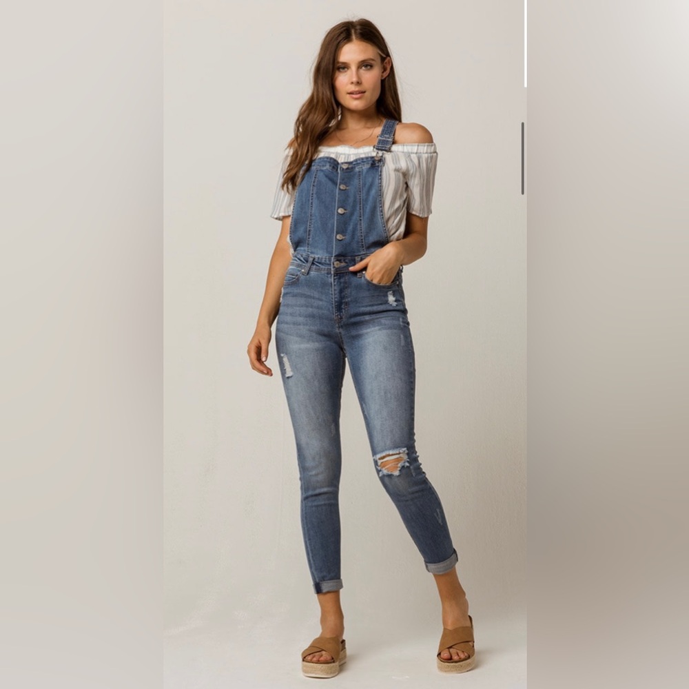 Sky and Sparrow Blue Overalls with Slim Fit and Distressed Style